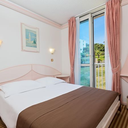 Hotel Zorna Plava Laguna Porec Exterior photo