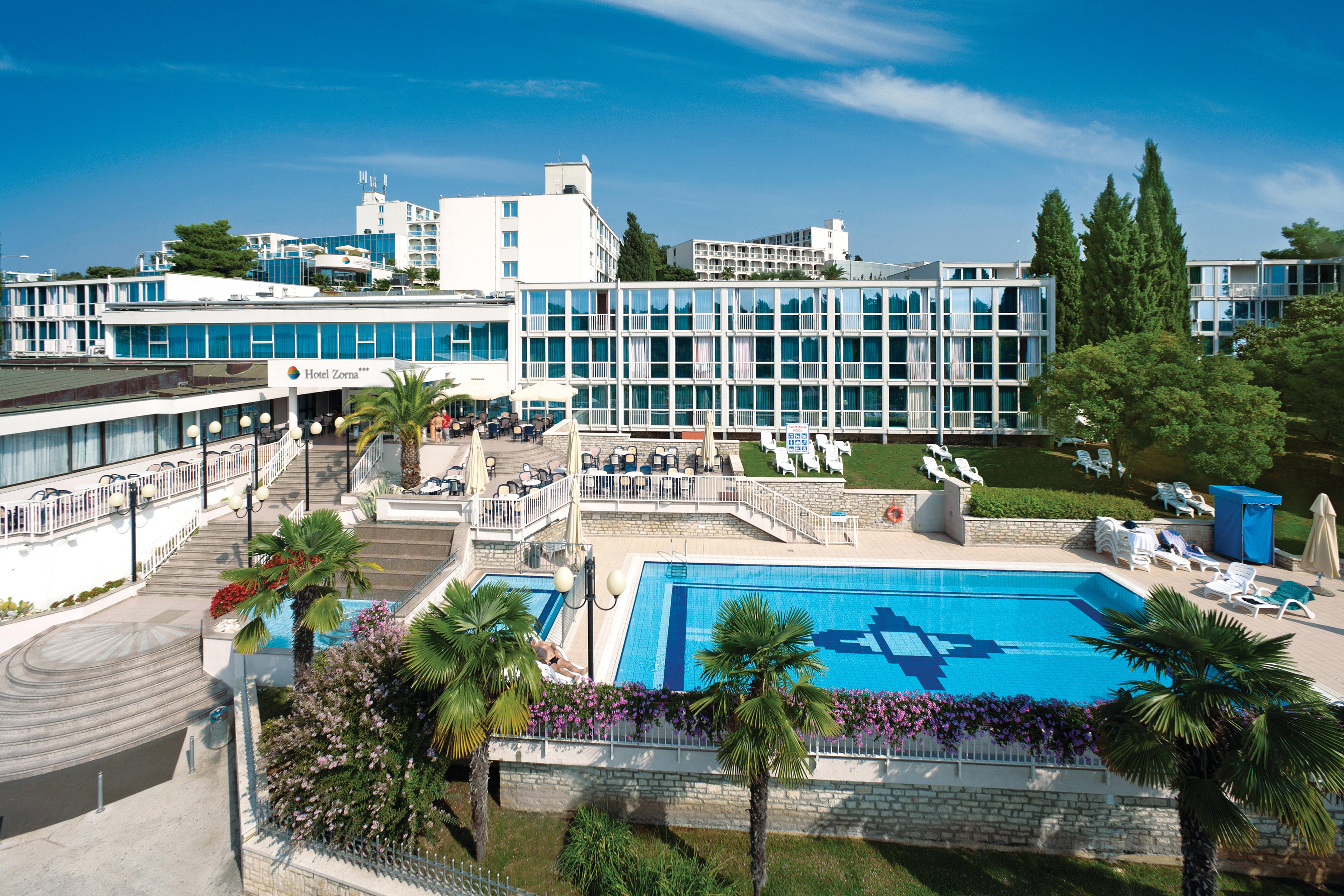 Hotel Zorna Plava Laguna Porec Exterior photo